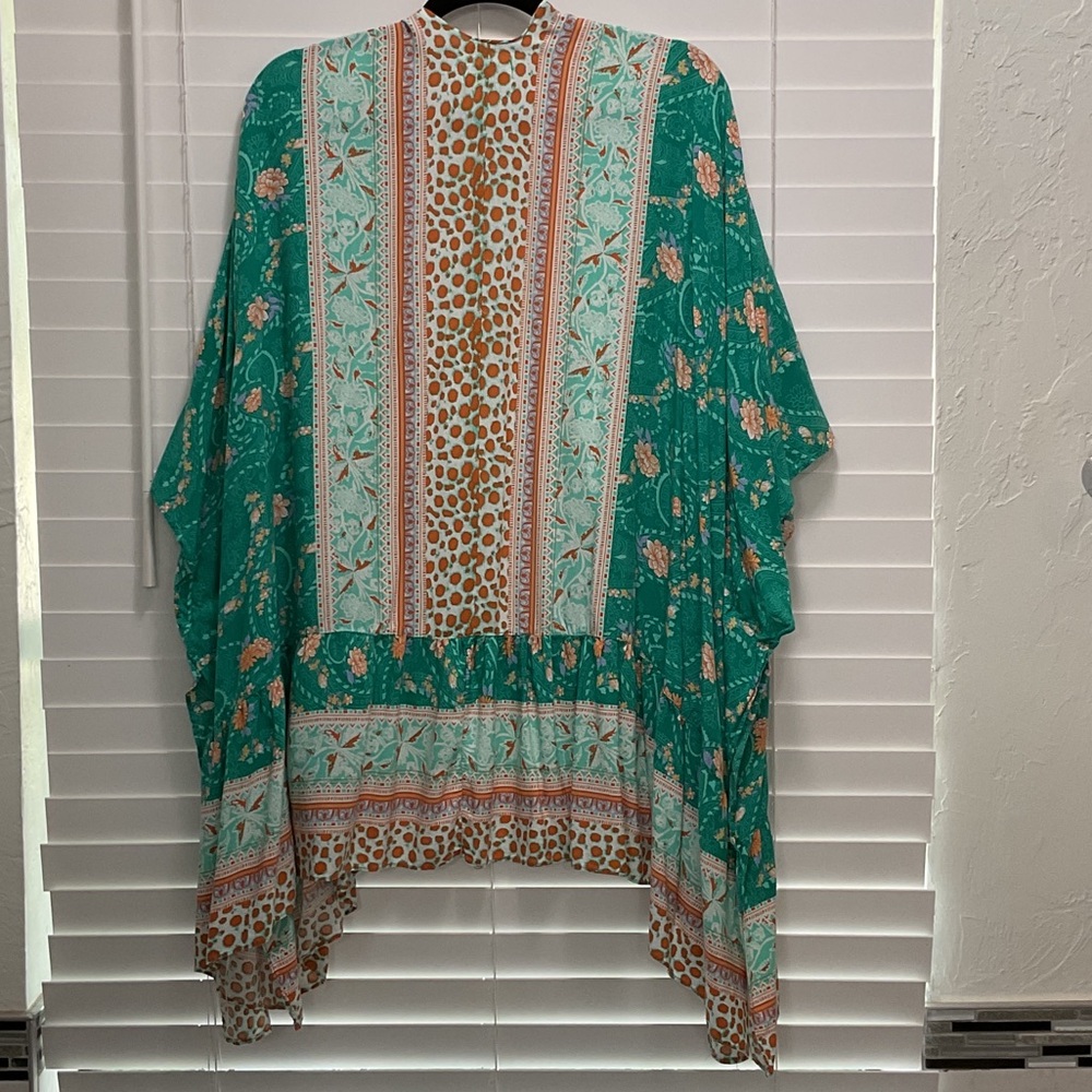 Umgee Mint and Peach Spot Print Kimono; Size M/L - Picture 3 of 3